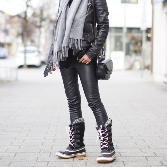 joan of arctic sorel boots sale